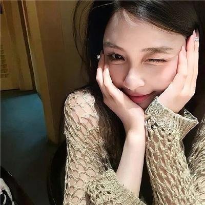 春曲丽影封面